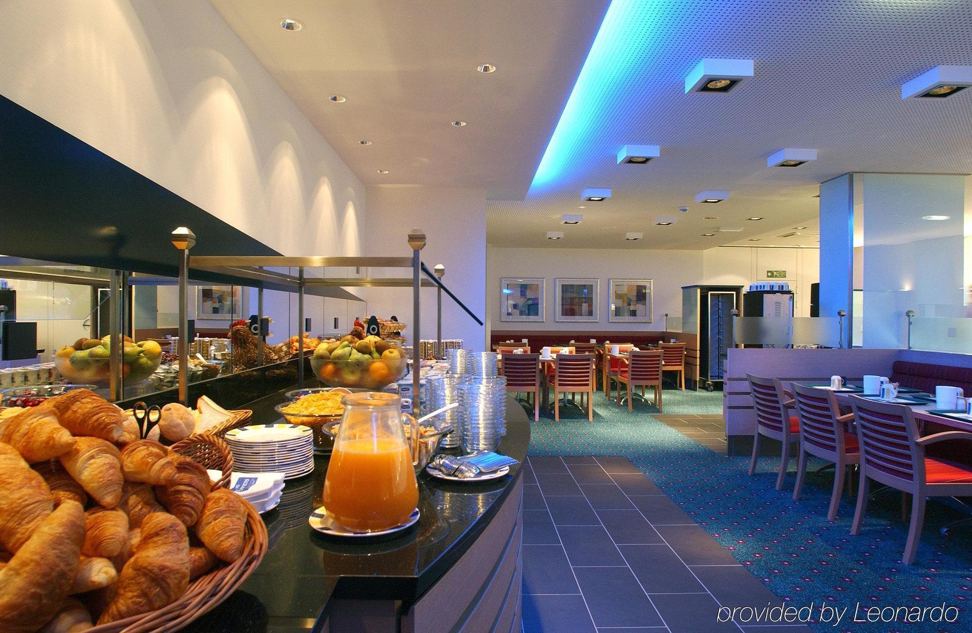 Holiday Inn Express Geneva Airport, An Ihg Hotel Restoran gambar