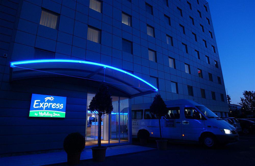 Holiday Inn Express Geneva Airport, An Ihg Hotel Luaran gambar